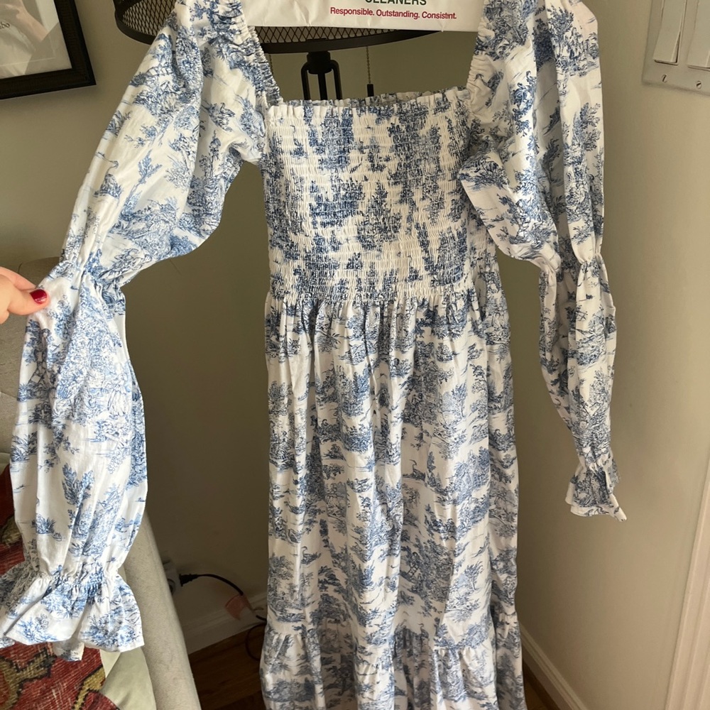 NothingFitsBut Elegant Blue and White Floral Maxi Dress